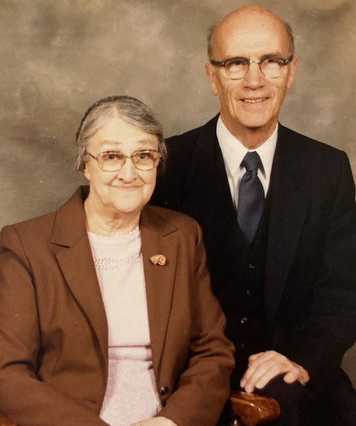 Earl and Violet Bull